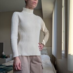 Brooks Brothers Cream Ribbed Turtleneck Sweater